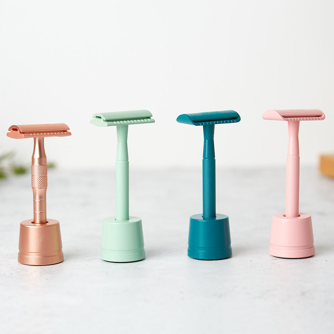 Safety Razor Stand | Colour-Matched to Your Razor | Jungle Culture