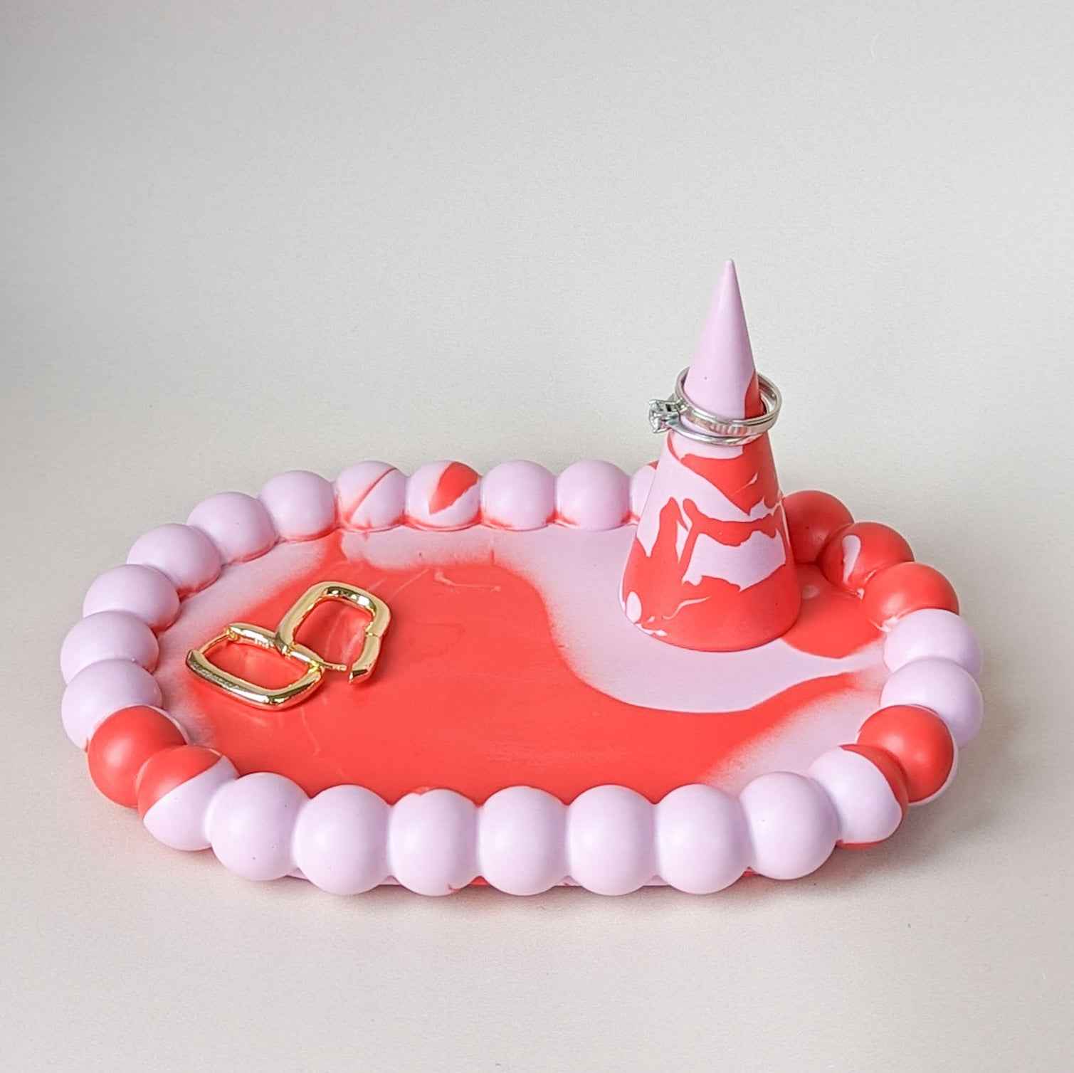 Oval bubble tray, decorative jewellery holder