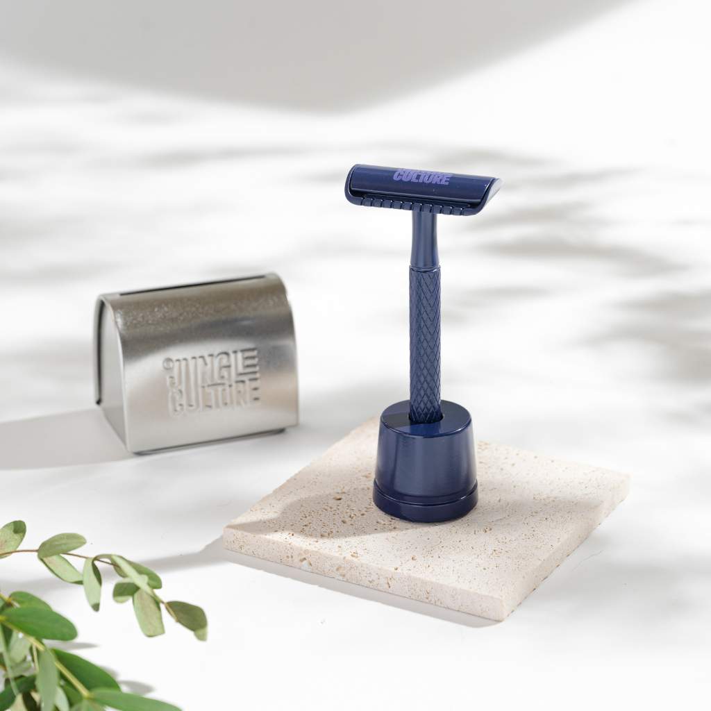 Diamond Grip Safety Razor | Includes 10 Blades