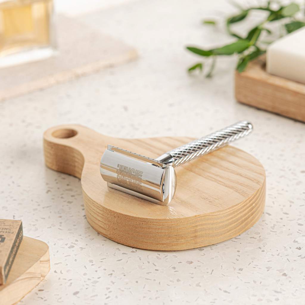 Diamond Grip Safety Razor | Includes 10 Blades